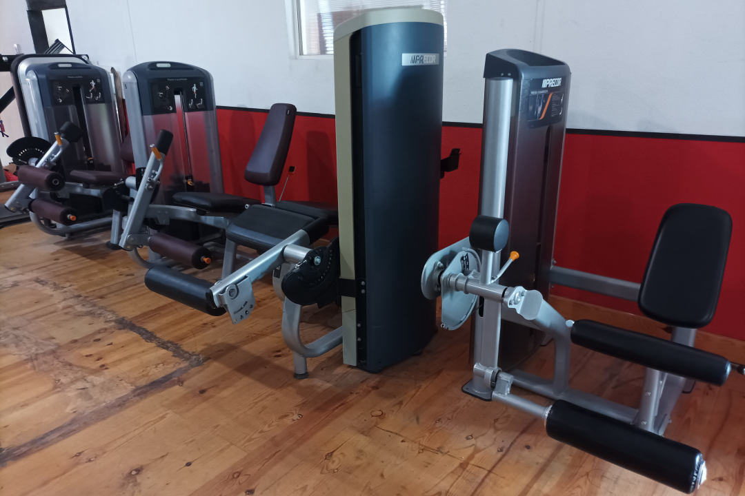 photo de machines de musculation pour les jambes